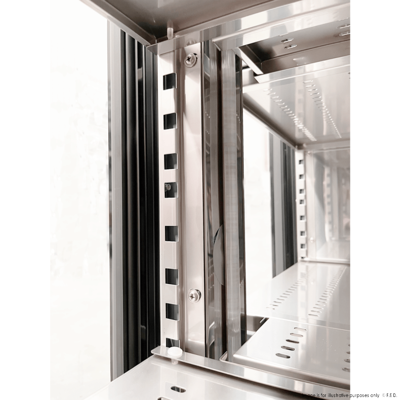 Thermaster Three Door Drink Cooler BC3100G