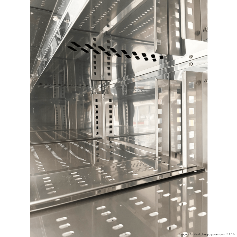 Thermaster Three Door Drink Cooler BC3100G