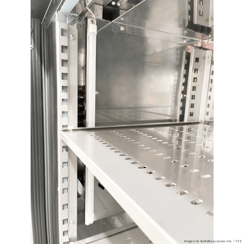 Thermaster Three Door Drink Cooler BC3100G