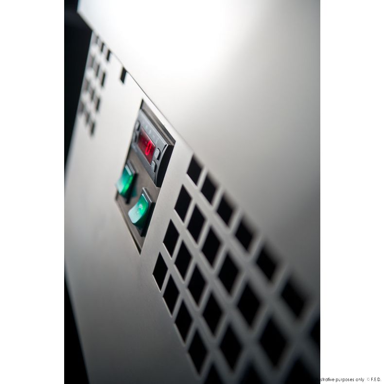 Tecnodom EVO Grab'n Go Self Serve Curve Display TDEVO-120S